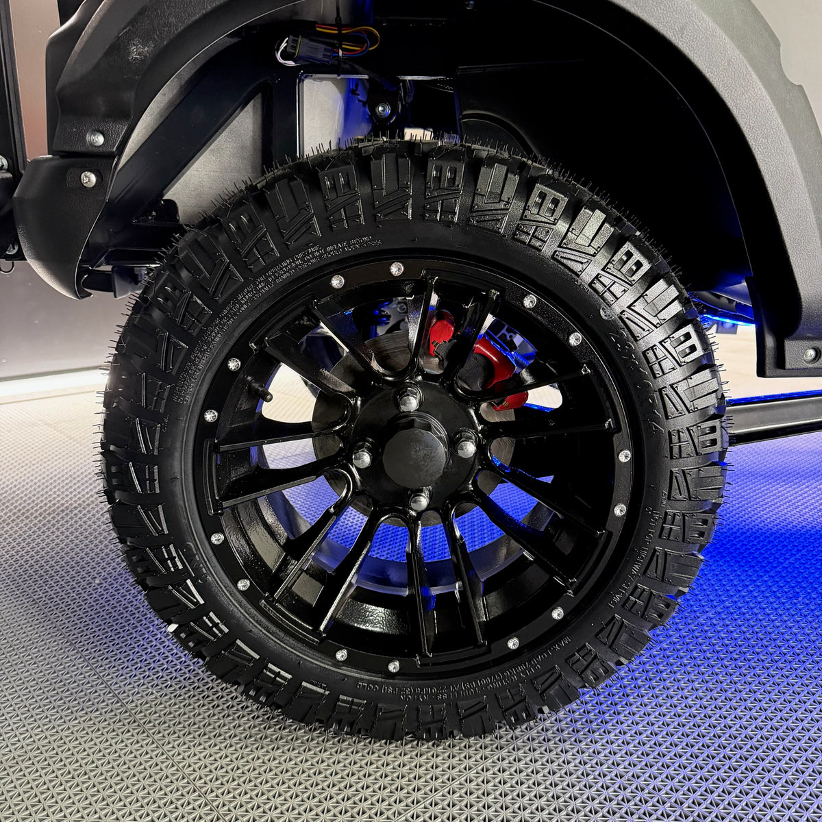 2026 Vortex V6 — photo 2