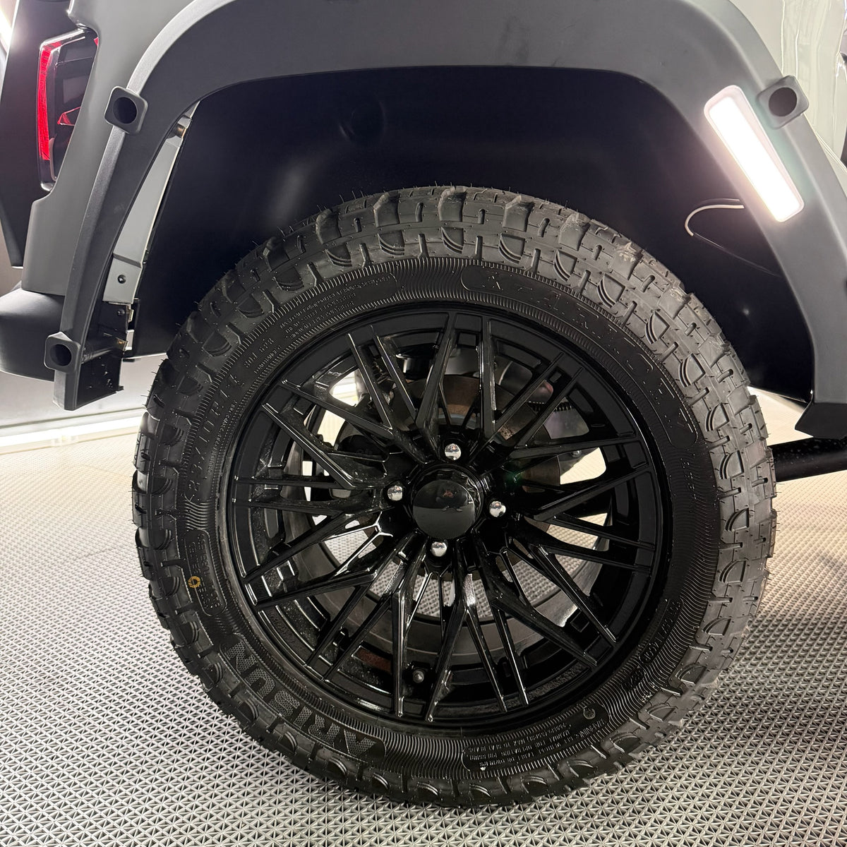 2026 Phantom 4P — photo 2