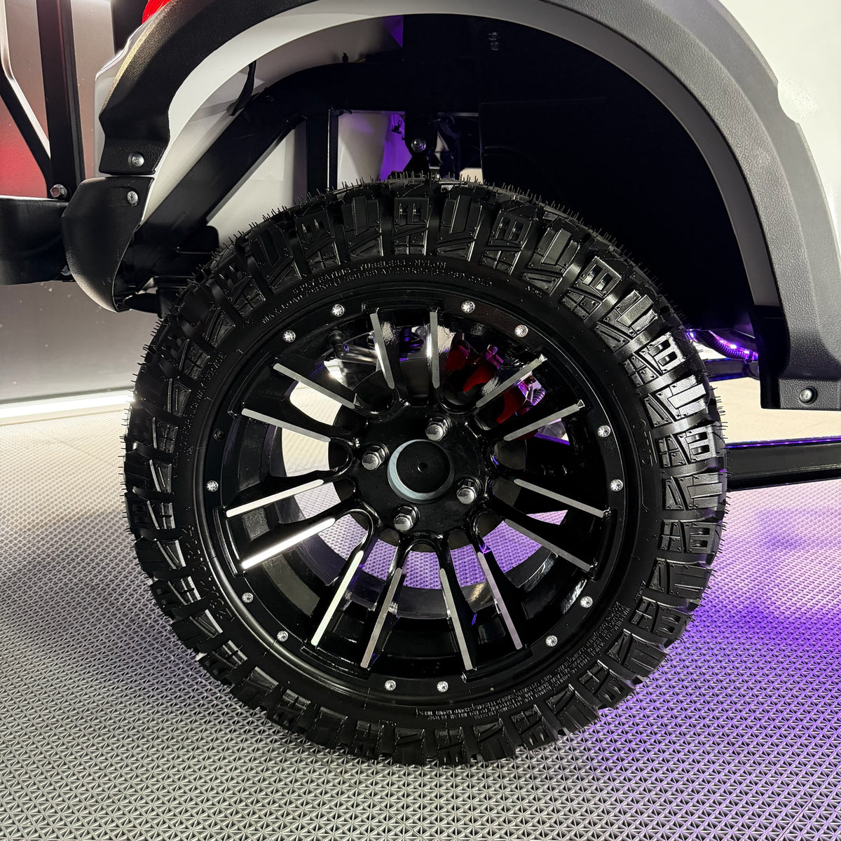 2026 Vortex V6 — photo 2